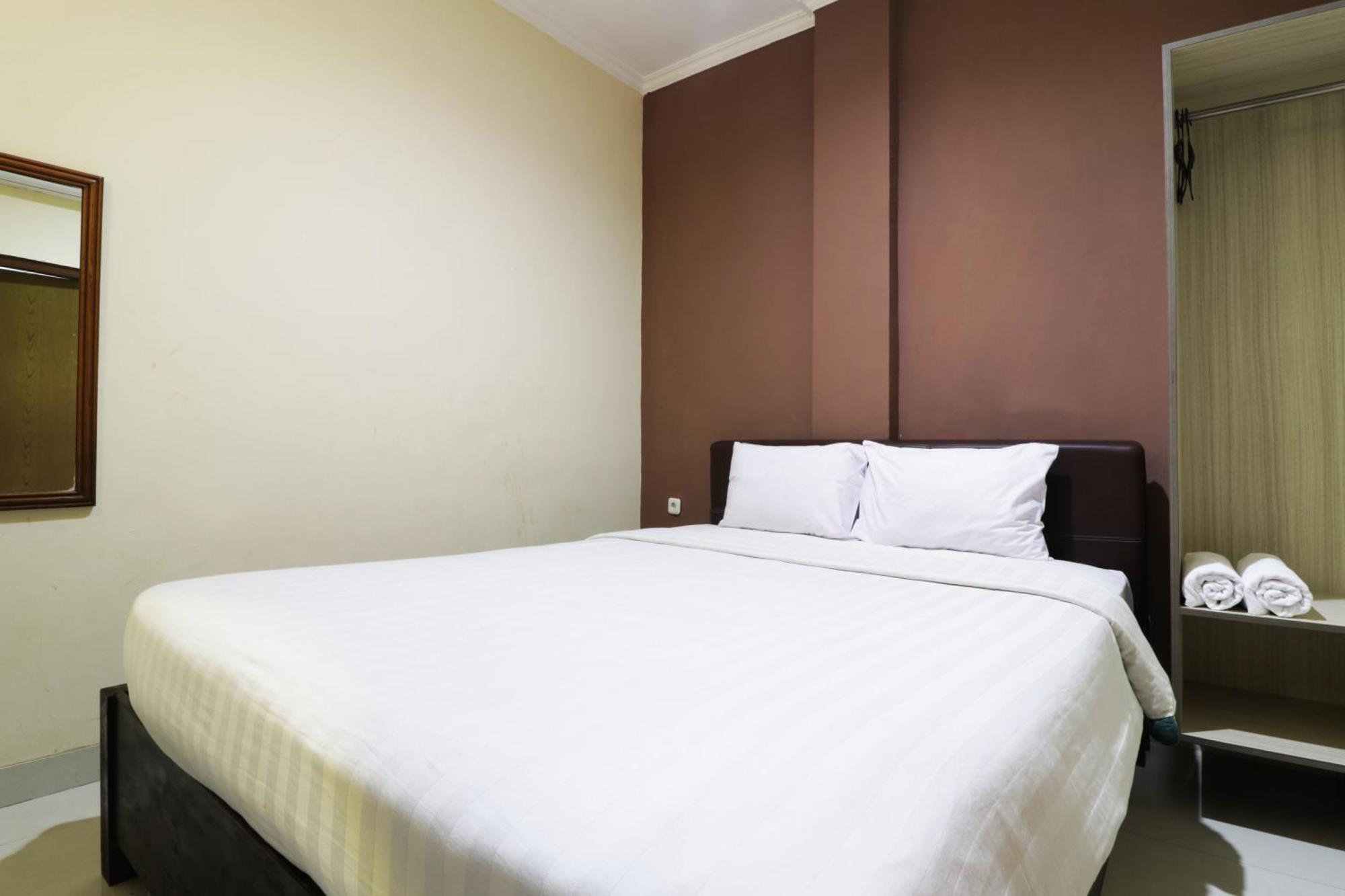 Hotel Istana Bungur Джакарта Экстерьер фото